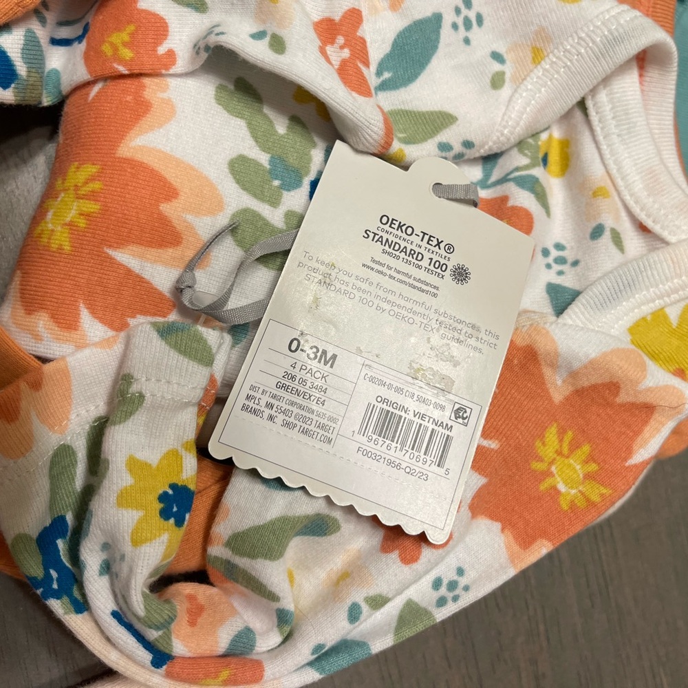 NEW! • Cloud Island • 4 Long Sleeve Bodysuits/onesies | 0-3 months - Picture 7 of 8